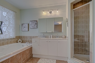 22 Thistle Ave, Richmond Hill, ON L4E 0B6, Canada, ,  