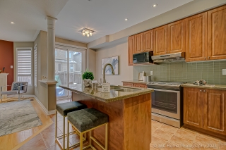 22 Thistle Ave, Richmond Hill, ON L4E 0B6, Canada, ,  