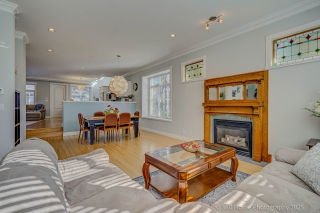 4203 W 14th Ave, Vancouver, BC V6R 2X7, Canada, ,  
