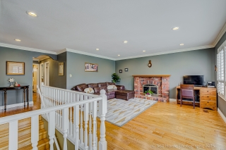 726 Weymouth Dr, North Vancouver, BC V7K 2Z2, Canada, ,  