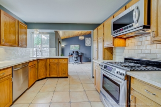726 Weymouth Dr, North Vancouver, BC V7K 2Z2, Canada, ,  