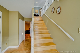 726 Weymouth Dr, North Vancouver, BC V7K 2Z2, Canada, ,  