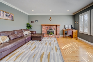 726 Weymouth Dr, North Vancouver, BC V7K 2Z2, Canada, ,  
