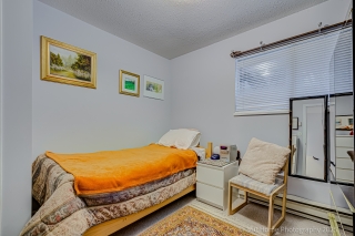 726 Weymouth Dr, North Vancouver, BC V7K 2Z2, Canada, ,  