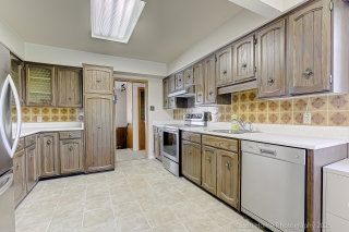 11515 97a Ave, Surrey, BC V3V 2G3, Canada, ,  