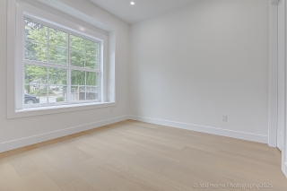 3252 Allan Rd, North Vancouver, BC V7J 3C6, Canada, ,  
