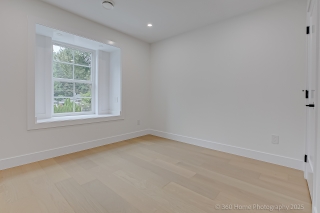 3252 Allan Rd, North Vancouver, BC V7J 3C6, Canada, ,  