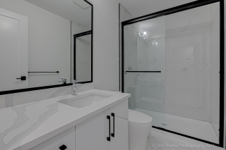 3252 Allan Rd, North Vancouver, BC V7J 3C6, Canada, ,  