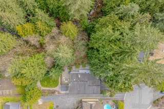 2836 Violet St, North Vancouver, BC V7H 2L6, Canada, ,  