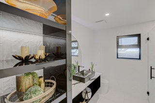 2836 Violet St, North Vancouver, BC V7H 2L6, Canada, ,  