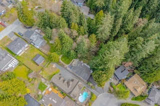 2836 Violet St, North Vancouver, BC V7H 2L6, Canada, ,  