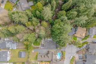 2836 Violet St, North Vancouver, BC V7H 2L6, Canada, ,  