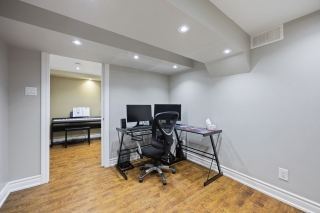 Unit 101-2315 Bromsgrove Rd, Mississauga, ON L5J 4A6, Canada, ,  