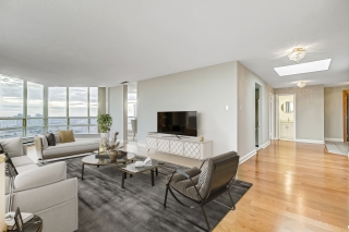 Unit PH7-55 Kingsbridge Garden Cir, Mississauga, ON L5R 1Y1, Canada, ,  