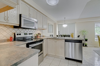 289 Wildgrass Rd, Mississauga, ON L5B 4G9, Canada, ,  