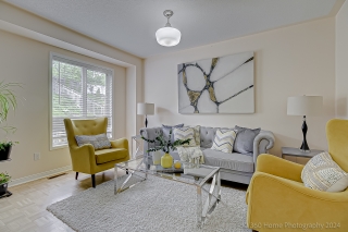 289 Wildgrass Rd, Mississauga, ON L5B 4G9, Canada, ,  