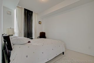 Unit 1619-25 Greenview Ave, North York, ON M2M 0A5, Canada, ,  
