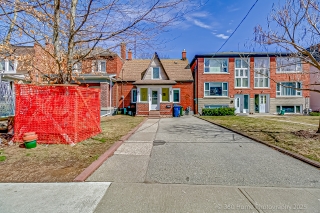 285 Evelyn Ave, Toronto, ON M6P 2Z8, Canada, ,  