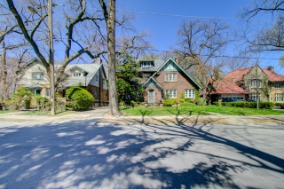 72 Baby Point Rd, York, ON M6S 2G3, Canada, ,  