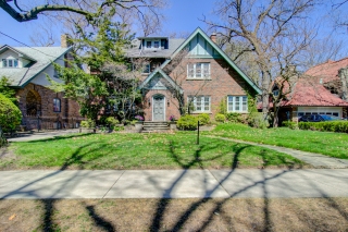 72 Baby Point Rd, York, ON M6S 2G3, Canada, ,  