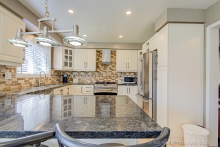 1044 Zimmerman Crescent, Milton, ON L9T 5S6, Canada, ,  