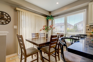 1044 Zimmerman Crescent, Milton, ON L9T 5S6, Canada, ,  