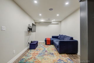 1044 Zimmerman Crescent, Milton, ON L9T 5S6, Canada, ,  