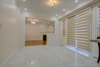 55 Lyndbrook Crescent, Brampton, ON L6P 2N9, Canada, ,  