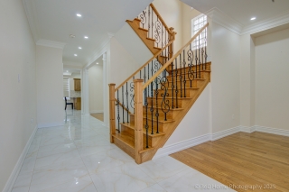 55 Lyndbrook Crescent, Brampton, ON L6P 2N9, Canada, ,  