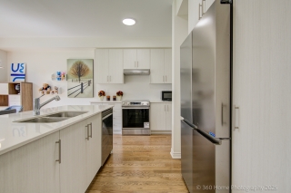 86 Shepherd Dr, Barrie, ON L9S 2Z4, Canada, ,  