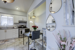 84 Hillgarden Dr, Stoney Creek, ON L8J 3S7, Canada, ,  