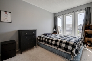193 Orr Dr, Bradford, ON L3Z 0S2, Canada, ,  