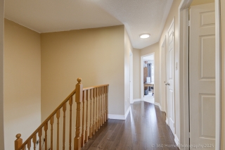 193 Orr Dr, Bradford, ON L3Z 0S2, Canada, ,  
