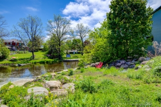 141 High St, Sutton West, ON L0E 1R0, Canada, ,  