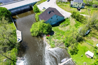 141 High St, Sutton West, ON L0E 1R0, Canada, ,  