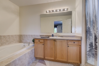 1019 Zimmerman Crescent, Milton, ON L9T 5S6, Canada, ,  