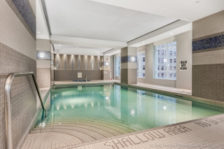 Unit 1015-763 Bay St., Toronto, ON M5G 2R3, Canada, ,  