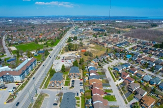 Unit 16-502 Essa Rd, Barrie, ON L4N 7L4, Canada, ,  