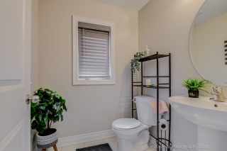 94 Factor St, Vaughan, ON L4H 5B6, Canada, ,  