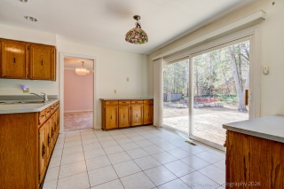 28 Cobblestone Dr, Thornhill, ON L3T 4E4, Canada, ,  