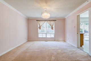 28 Cobblestone Dr, Thornhill, ON L3T 4E4, Canada, ,  