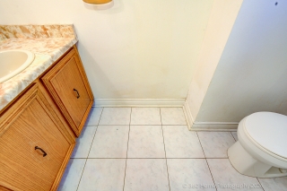 28 Cobblestone Dr, Thornhill, ON L3T 4E4, Canada, ,  