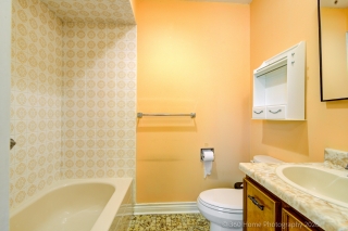 28 Cobblestone Dr, Thornhill, ON L3T 4E4, Canada, ,  