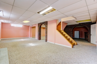 28 Cobblestone Dr, Thornhill, ON L3T 4E4, Canada, ,  