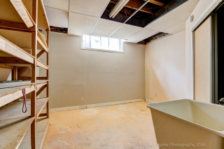 28 Cobblestone Dr, Thornhill, ON L3T 4E4, Canada, ,  
