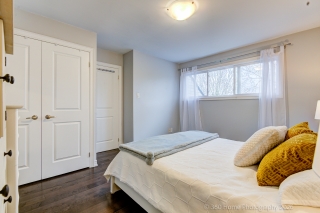 221 Milestone Crescent, Aurora, ON L4G 3M2, Canada, ,  