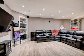 37 Santa Amato Crescent, Thornhill, ON L4J 0E9, Canada, ,  