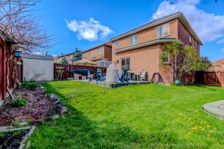 37 Santa Amato Crescent, Thornhill, ON L4J 0E9, Canada, ,  