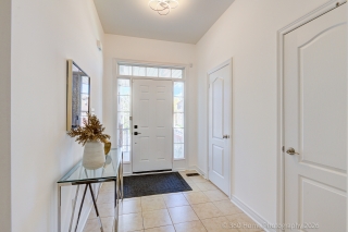 37 Santa Amato Crescent, Thornhill, ON L4J 0E9, Canada, ,  