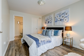 1020 Dragonfly Ave, Pickering, ON L1X 0E9, Canada, ,  
